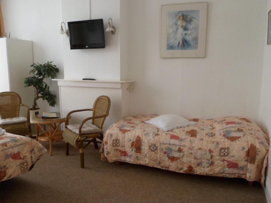 Hotel Staten 2*